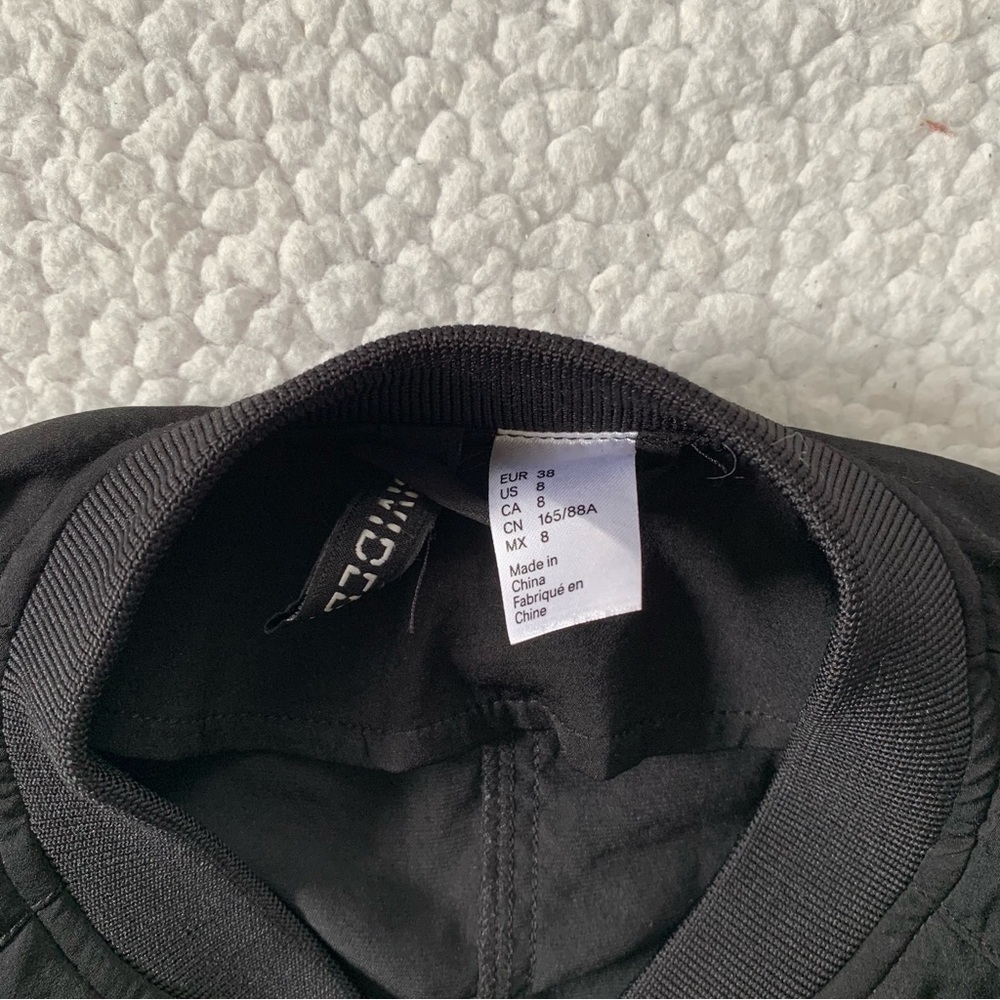 H&M Lightweight Bomber Jacket - Picture 2 of 5